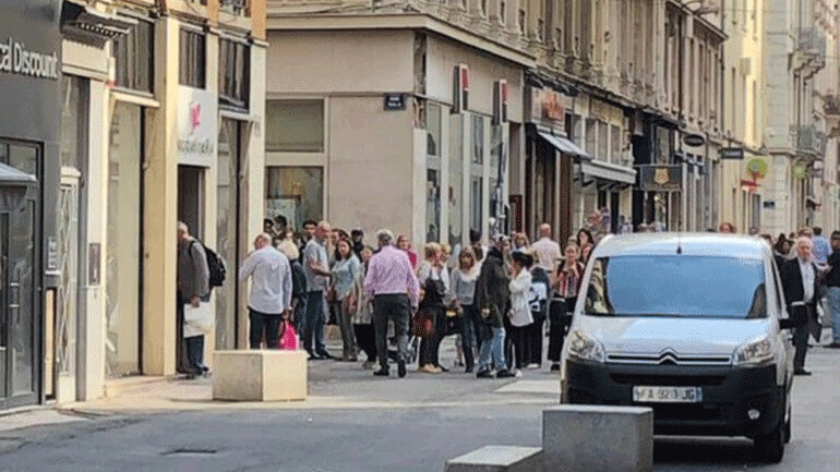 Γαλλία: Ο ύποπτος για την έκρηξη στη Λιόν δήλωσε πίστη στο Ισλαμικό Κράτος