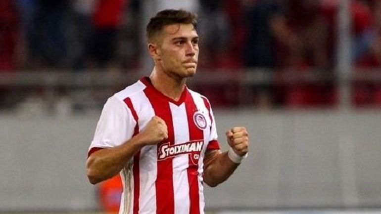 «Η Μπενφίκα προσπαθεί να ρίξει την τιμή του Κούτρη»