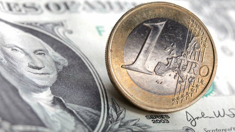 Οριακή άνοδο καταγράφει το ευρώ έναντι του δολαρίου