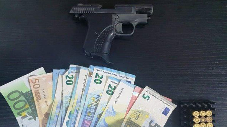 Συνελήφθη 27χρονος για ληστείες στην περιοχή του Ζωγράφου Συνελήφθη 27χρονος για ληστείες στην περιοχή του Ζωγράφου