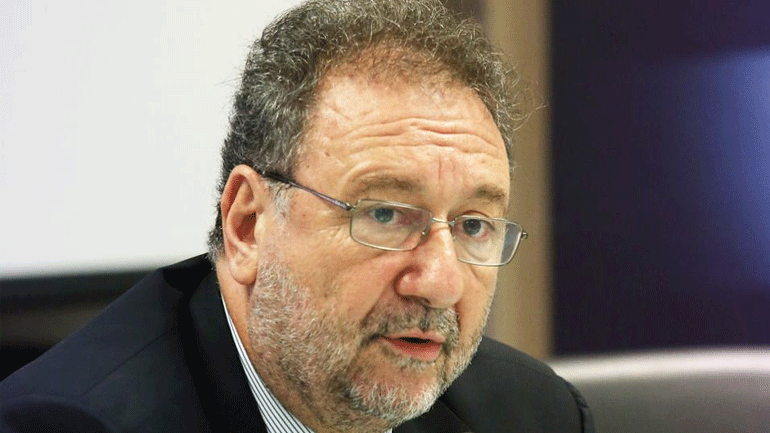 Έφυγε πρώτος από το Υπουργικό