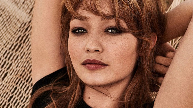 H Gigi Hadid ποζάρει για τη μεξικανική «Vogue» ως άλλη Brigitte Bardot!