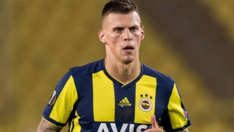 «Χτυπάει» Σκρτελ ο Ολυμπιακός