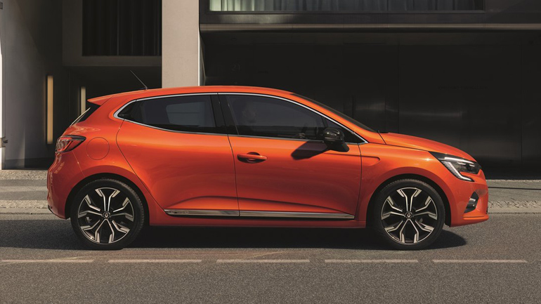 Ελαφρώς μικρότερο σε μήκος αλλά πιο αεροδυναμικό και δυναμικό αισθητικά