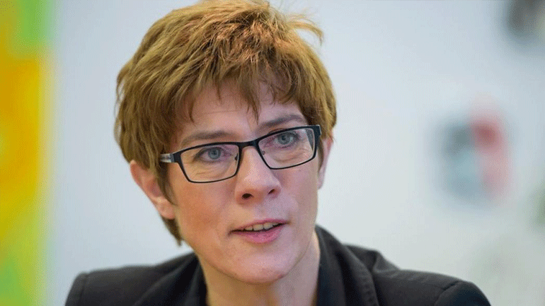 Καρενμπάουερ: «Στηρίζουμε τον μεγάλο συνασπισμό»