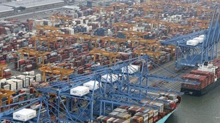 Ν. Κορέα: Ετήσια μείωση κατά 9,4% κατέγραψαν οι εξαγωγές τον Μάιο