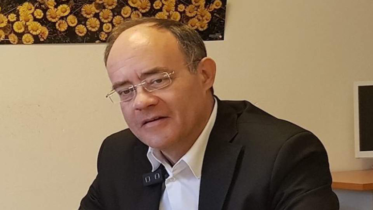 Χίος: Ιερέας επιτέθηκε σε βουλευτή