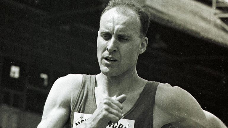 Πέθανε ο Ολυμπιονίκης στα 20χλμ. βάδην Κεν Μάθιους