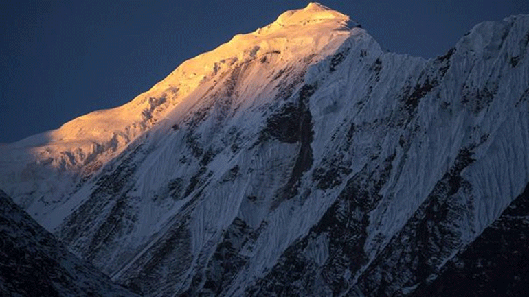 Αγνοούμενοι ορειβάτες στα Ιμαλάια: Ελικόπτερο εντόπισε σορούς