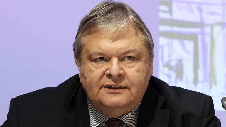 Βενιζέλος: «Η Φώφη Γεννηματά προχώρησε στην αυτοκτονία του ΚΙΝΑΛ» Βενιζέλος: «Η Φώφη Γεννηματά προχώρησε στην αυτοκτονία του ΚΙΝΑΛ»