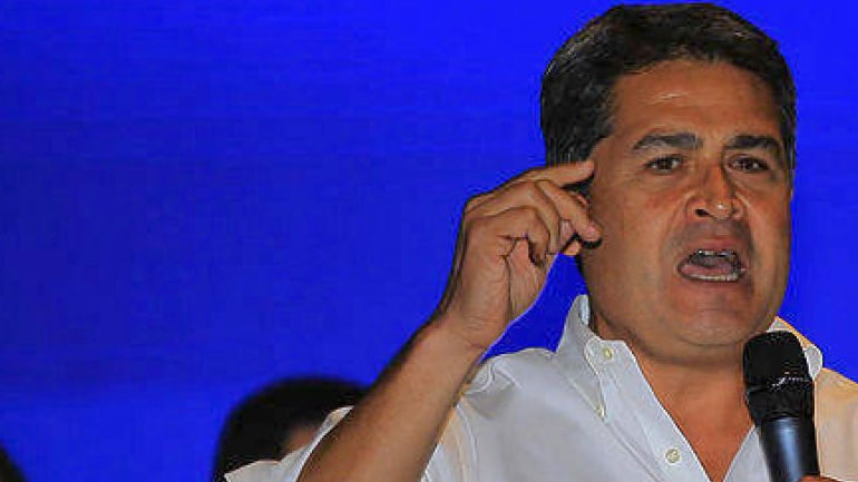 Ονδούρα: Δεκάδες φορτηγά πυρπολήθηκαν σε διαδηλώσεις εναντίον του προέδρου Χουάν Ορλάντο Ερνάντες