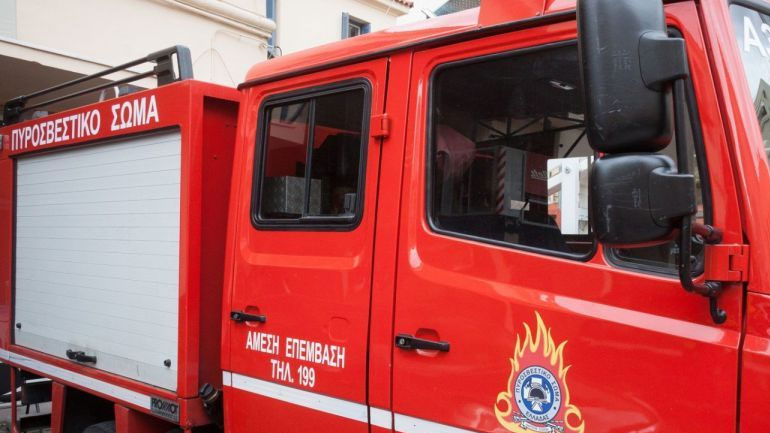 Πυρκαγιά σε μονοκατοικία στο Πανόραμα Θεσσαλονίκης