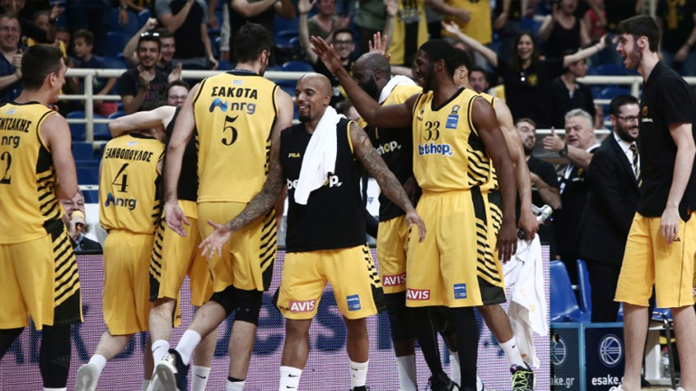 «Άστραψε και βρόντηξε» η ΑΕΚ, 88-60 τον Προμηθέα