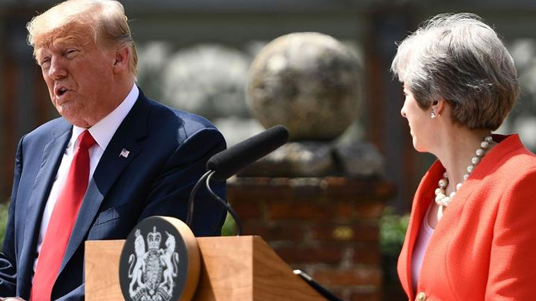 Η Βρετανία «στρώνει κόκκινο χαλί» για τον Τραμπ