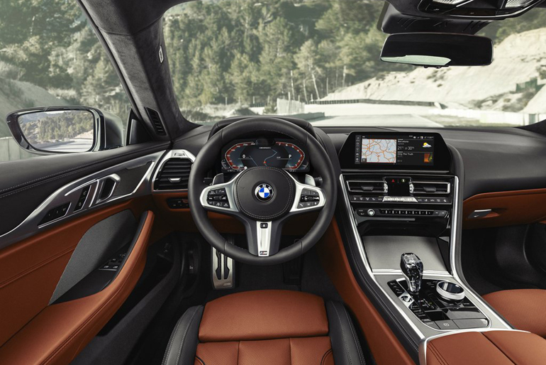 Σε άλλο... επίπεδο η καμπίνα των επιβατών