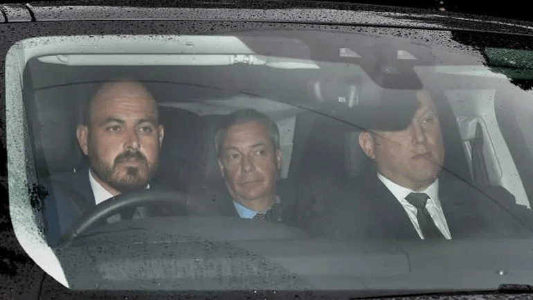 Συνάντηση Τραμπ – Φάρατζ