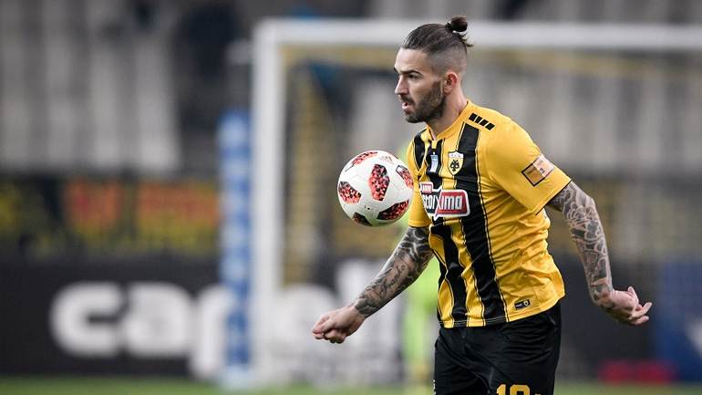 Διαψεύδουν την πρόταση για τον Λιβάγια στην ΑΕΚ