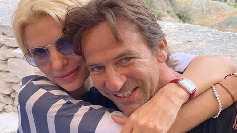 Δείτε φωτογραφίες από το γλέντι της Ελένης Μενεγάκη και του Μάκη Παντζόπουλου σε πανηγύρι στην Άνδρο!