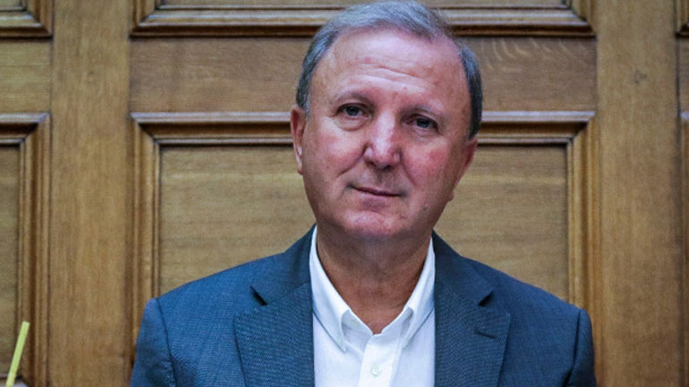 «Μας έκανε ρόμπα ο Σάκης»