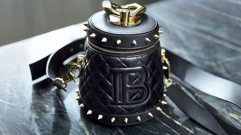 Οι νέες τσάντες του οίκου Balmain είναι ό,τι καλύτερο είδαμε σήμερα!