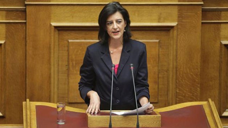 Φ.Βάκη: Είδηση ότι η ΝΔ δεν θα ψηφίσει την κατάργηση της μείωσης του αφορολόγητου