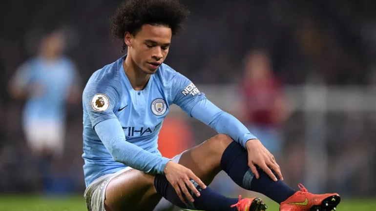 Ρουμενίγκε: «Η Μπάγερν δεν έχει κάνει πρόταση για τον Σανέ»