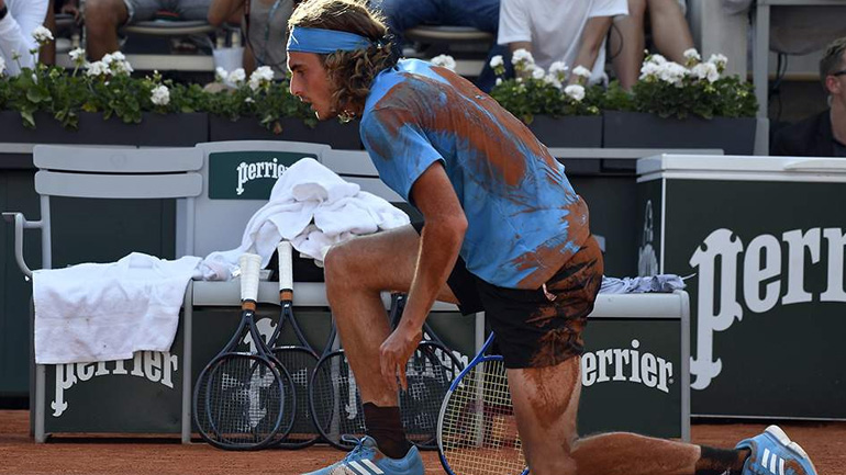 Ρολάν Γκαρός: Πρόστιμο 5.000 δολαρίων στον Τσιτσιπά