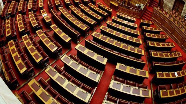 Κατατέθηκε στη Βουλή η τροπολογία για το αφορολόγητο