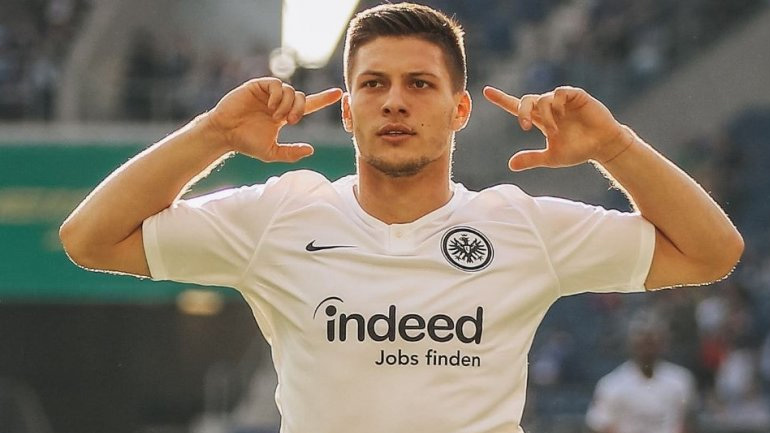 Λούκα Γιόβιτς: Το νέο αστέρι της Ρεάλ Μαδρίτης με full face του Ολυμπιακού!