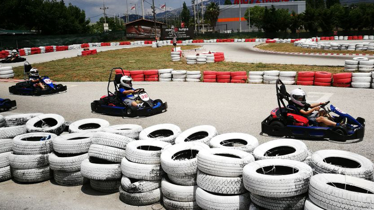 Μαθήματα οδηγικής συμπεριφοράς σε παιδιά από το «Club Ford Hellas» Μαθήματα οδηγικής συμπεριφοράς σε παιδιά από το «Club Ford Hellas»