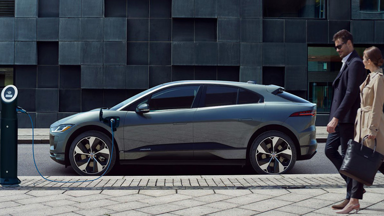 Υποχρεωτικός ο ήχος για όλα τα ηλεκτρικά και υβριδικά αυτοκίνητα