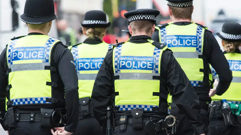 Συνελήφθησαν τέσσερα άτομα για την ομοφοβική επίθεση εναντίον δύο γυναικών στο Λονδίνο