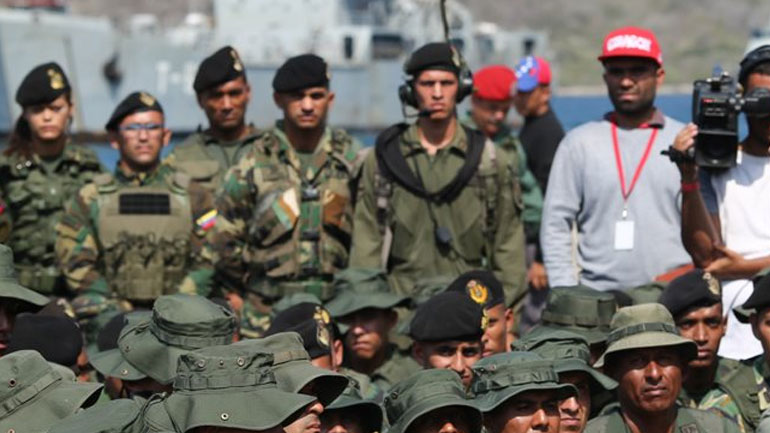 Η Μόσχα έτοιμη να στείλει περισσότερους στρατιωτικούς συμβούλους στη Βενεζουέλα