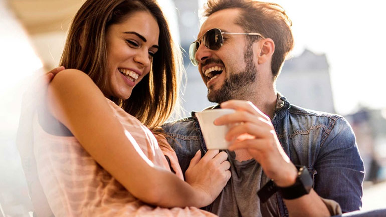 Ζώδια και νέοι έρωτες! Τι πρέπει να κάνουν για να διατηρήσουν το αρχικό τους ενδιαφέρον;