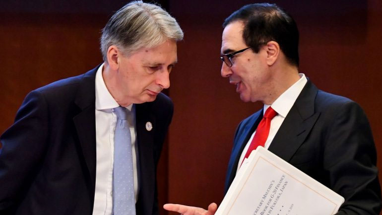 O Μνούτσιν χαιρετίζει μια «πολύ σημαντική συμφωνία» για τη μετανάστευση με το Μεξικό