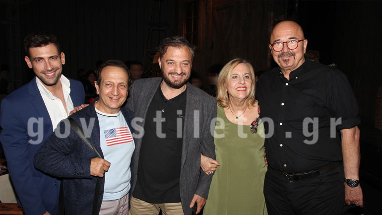 Πλήθος επωνύμων στην πρεμιέρα της παράστασης «Η Μικρή μας Πόλη»