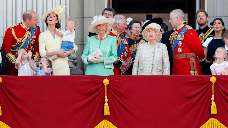 Ο πρίγκιπας Louis έκανε το ντεμπούτο του στο Trooping the Colour!