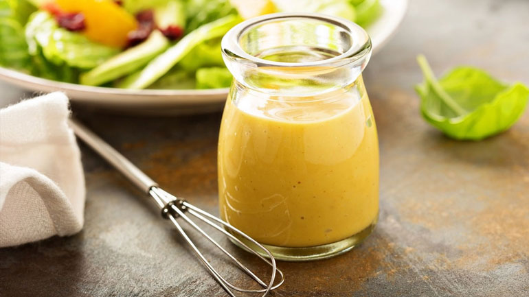 French salad dressing για πεντανόστιμες καλοκαιρινές σαλάτες!