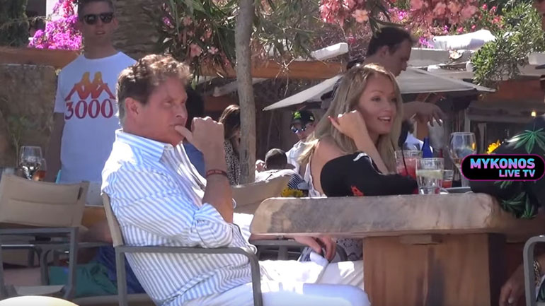 David Hasselhoff: Ξέγνοιαστες στιγμές στο νησί των ανέμων!