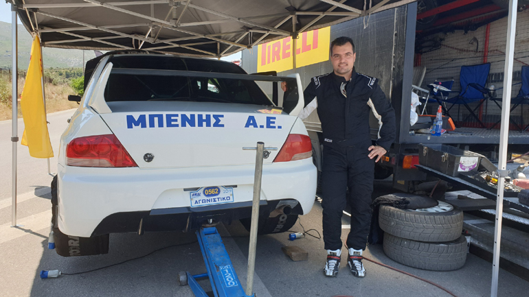 O Μηνάς Μπενής