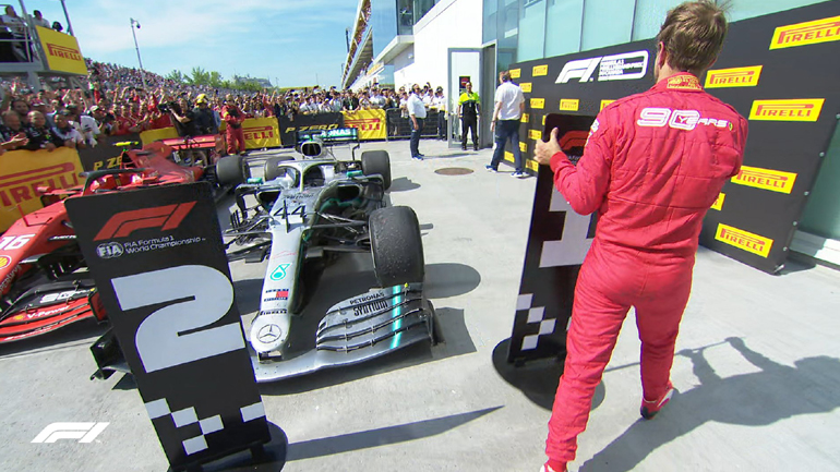 O Vettel άλλαξε τις πινακίδες στο μονοθέσιο του Hamilton