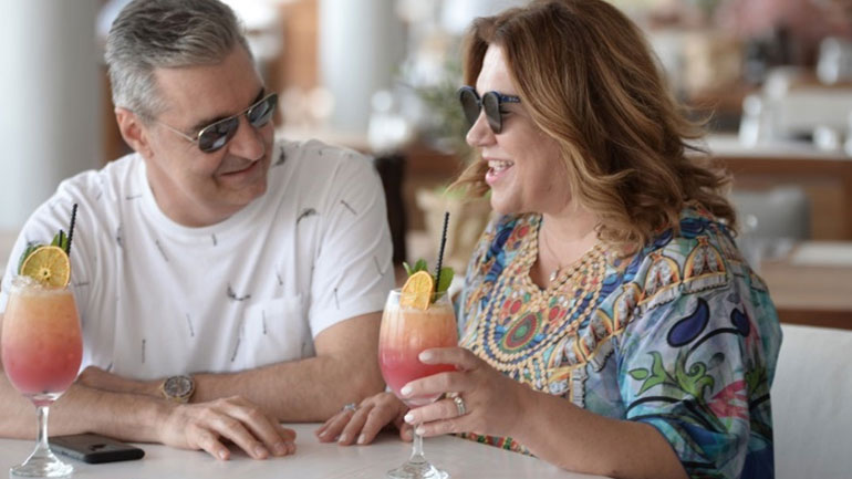 Δέσποινα Μοιραράκη – Γιάννης Κοντούλης: Ρομαντικό ταξίδι στη Μύκονο!