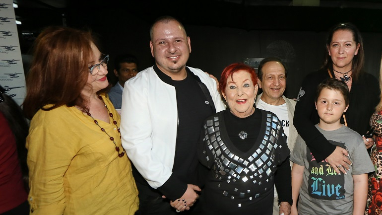 Φωτεινή Ντεμίρη, Γιάννης Βίτσας, Κάκια Κοντοπούλου, Σπύρος Μπιμπίλας, Διονυσία Ζαπατίνα, Άγγελος Ζαπατίνας, Αναστασία Κορινθίου