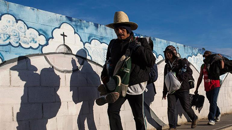 Μεξικό: Η συμφωνία με τις ΗΠΑ για την αντιμετώπιση της παράτυπης μετανάστευσης θα ωφελήσει τους διακινητές