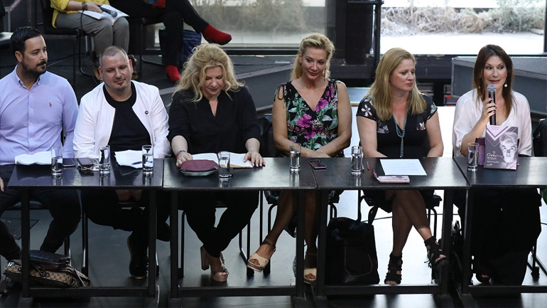 Πέτρος Κουσουλός, Γιάννης Βίτσας, Αθηνά Καμπάκογλου, Μαρία Νικόλτσιου, Αλεξία Κουλούρη, Ειρήνη Νικολοπούλου