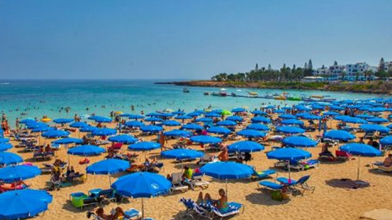 Βρετανία: Τουριστική οδηγία ΥΠΕΞ για όσους προτίθενται να ταξιδέψουν στην Ελλάδα