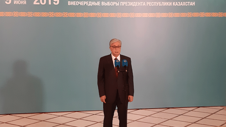 Καζακστάν: Νικητής των προεδρικών εκλογών ο Τοκάγεφ