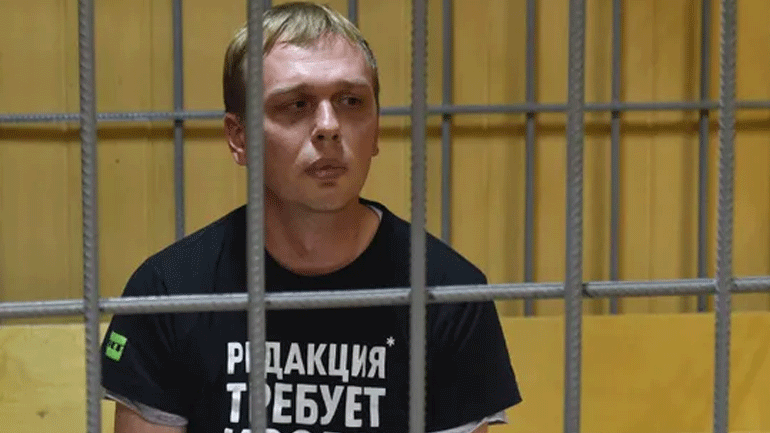 Οι αρχές της Μόσχας ενέκριναν τη διεξαγωγή πορείας συμπαράστασης προς τον δημοσιογράφο Γκολουνόφ