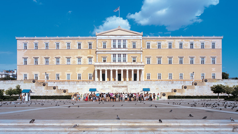 Θυροκολλείται το Προεδρικό Διάταγμα για τις εκλογές