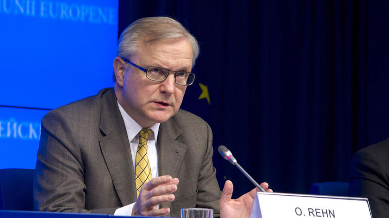 Oli Rehn: Η ΕΚΤ “ρίχνει όλα τα όπλα” για να τονώσει την ευρωζώνη